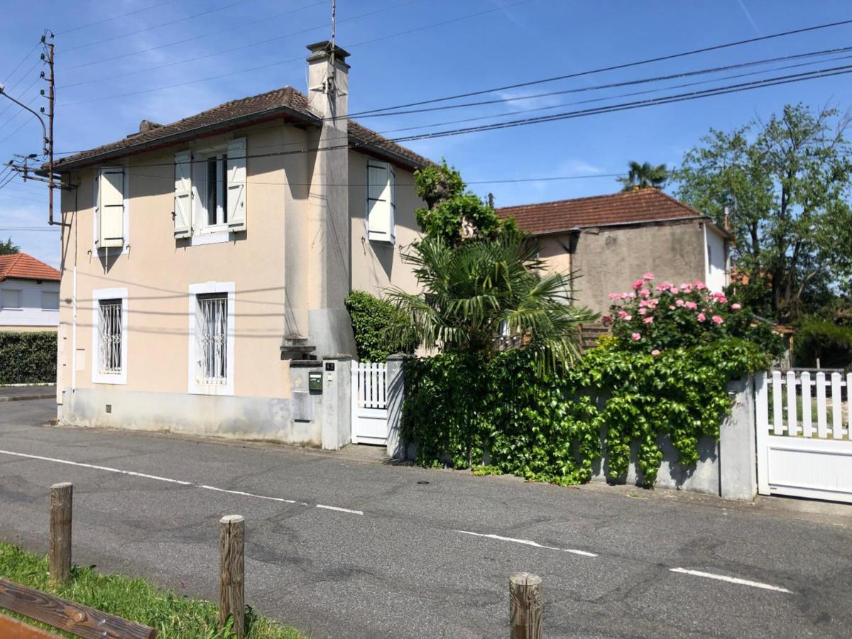 Petite Maison Avec Terrasse Jurançon Εξωτερικό φωτογραφία